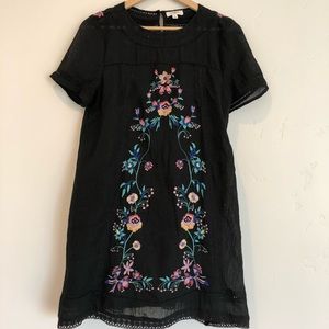 Umgee black embroidered dress size M
